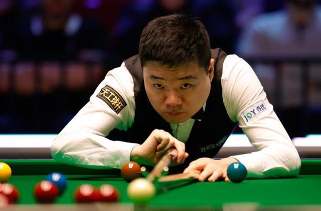 的亮眼表现 的亮眼表现