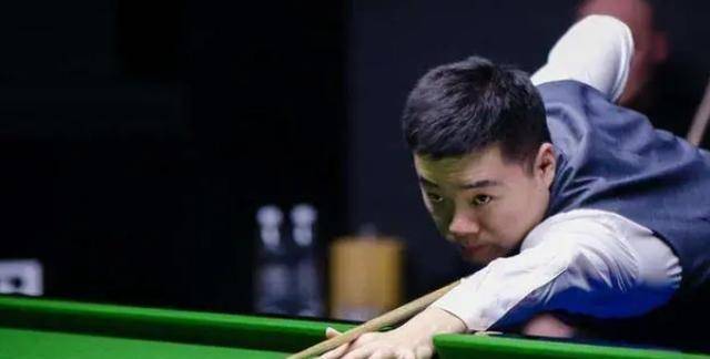 为场上的闪 为场上的闪