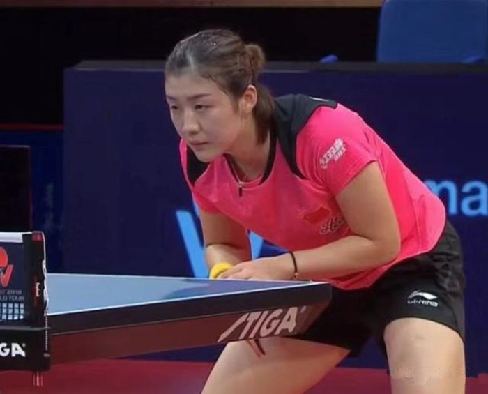 裁判判罚的 裁判判罚的