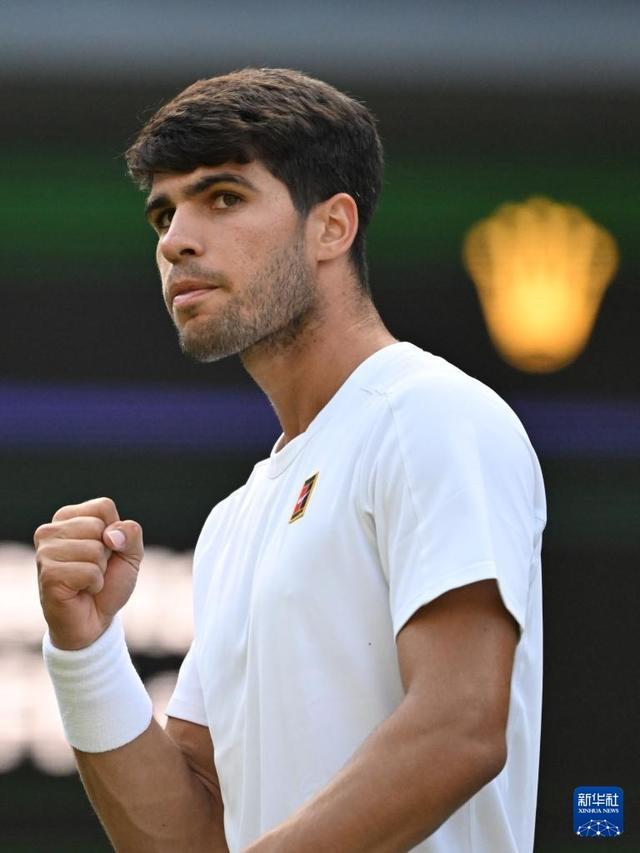 并且他本人 并且他本人